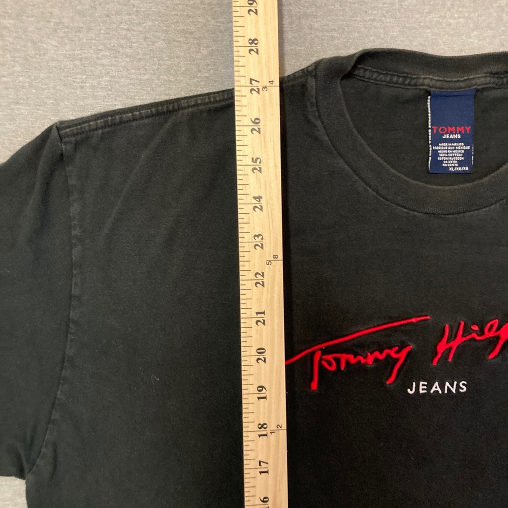 Faded Tommy Hilfiger Jeans Mens XL T-Shirt Black Red Script Embroidered Logo - Picture 9 of 11